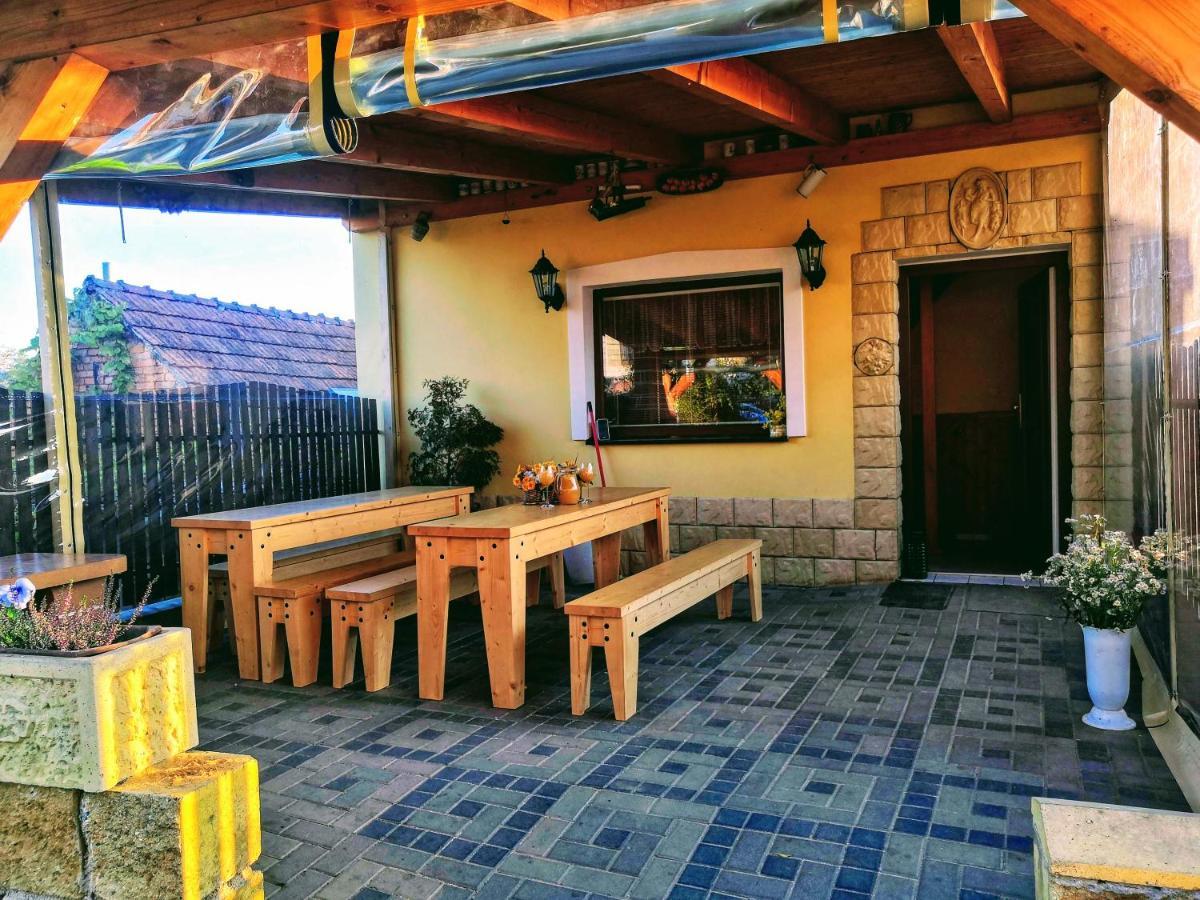 Apartman Marie Mutěnice Exterior foto